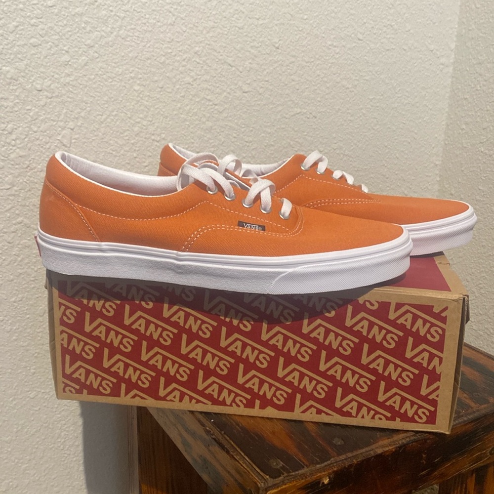 Vans shoes never been used but tag has fallen off